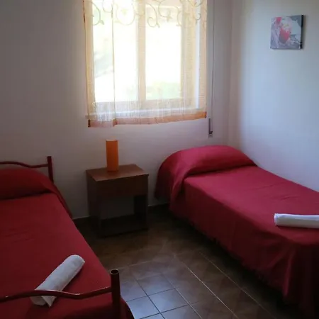 Villa Inga . . *