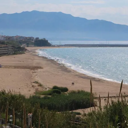 Inga . . Villa Balestrate